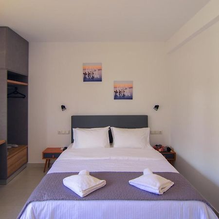 Irene Studio Panorama Apartment Palaiochora Ngoại thất bức ảnh