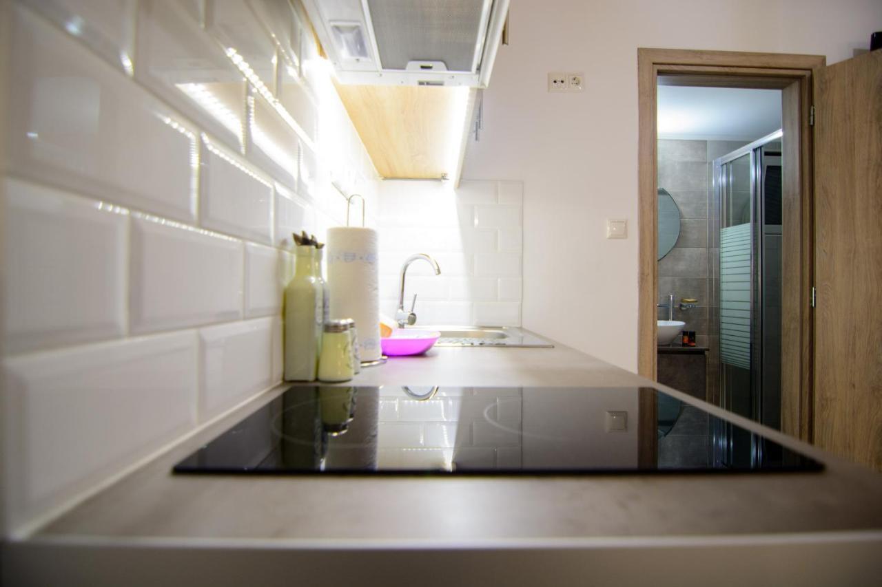 Irene Studio Panorama Apartment Palaiochora Ngoại thất bức ảnh